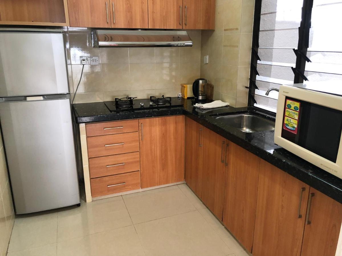 Beach Resort Home Stay Sri Sayang 05 Apartment Batu Ferringhi 2Bedroom Bagian luar foto